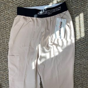 NEW sketchers khaki scrub pants